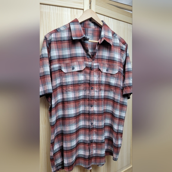 SWISS TECH plaid button down - Picture 1 of 4